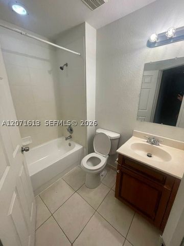 2004 Marsh Harbor Dr, Riviera Beach, FL 33404