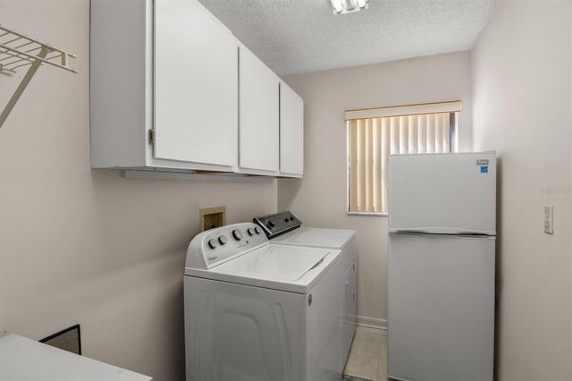 4230 CREEKWOOD LANE 8, Mulberry, FL 33860