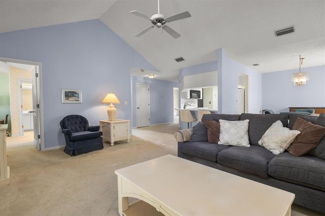 4230 CREEKWOOD LANE 8, Mulberry, FL 33860