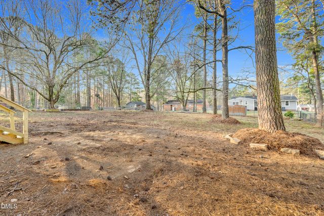 1249 Oakridge Avenue, Henderson, NC 27536