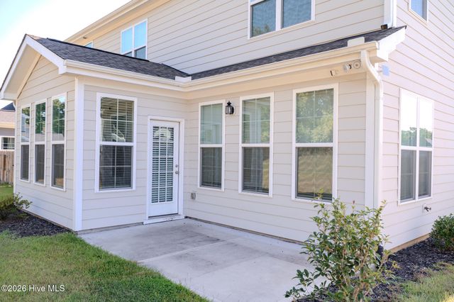 479 Sugar Cove Run, Wilmington, NC 28411
