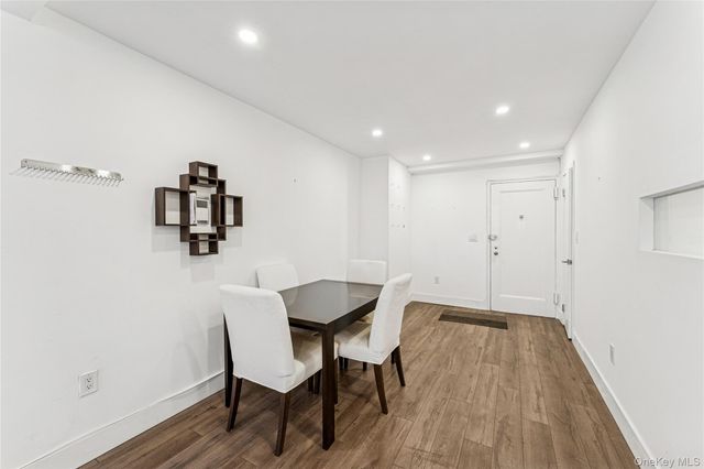 7136 110th Street 2F, Forest Hills, NY 11375