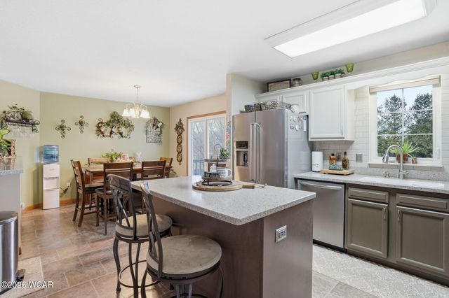 1958 Olympia Circle, Lima, OH 45805