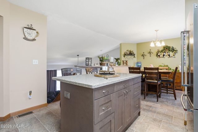 1958 Olympia Circle, Lima, OH 45805