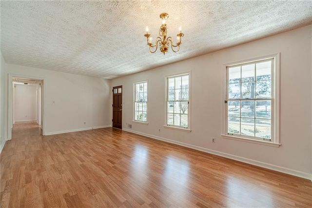 3823 Palisade Court, Snellville, GA 30039