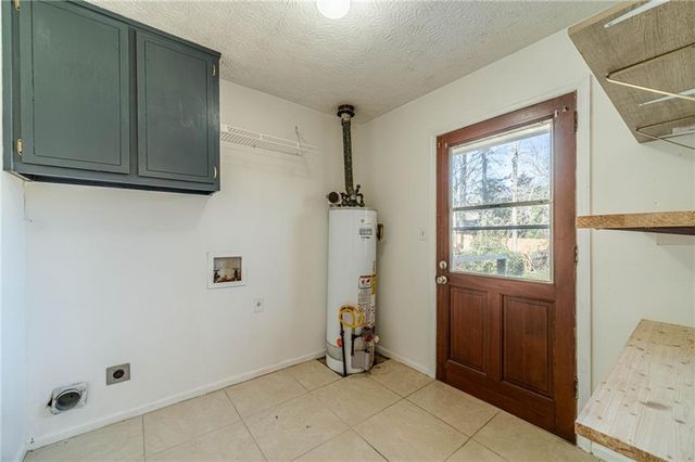 3823 Palisade Court, Snellville, GA 30039