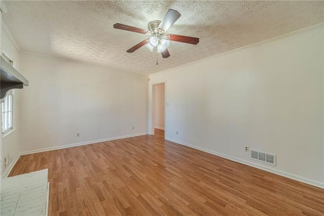 3823 Palisade Court, Snellville, GA 30039