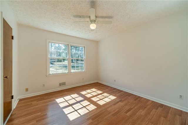 3823 Palisade Court, Snellville, GA 30039