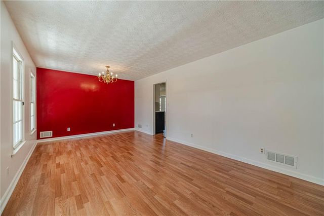 3823 Palisade Court, Snellville, GA 30039