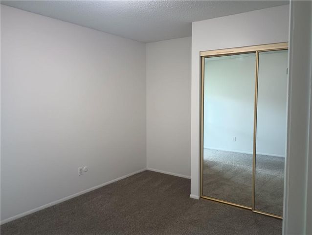 12209 W 79th Terrace, Lenexa, KS 66215