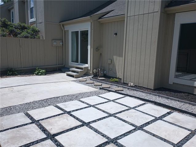 12209 W 79th Terrace, Lenexa, KS 66215