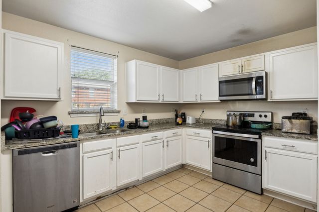 9216 Old Clydesdale Drive, Fort Worth, TX 76123