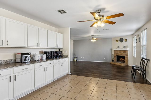 9216 Old Clydesdale Drive, Fort Worth, TX 76123