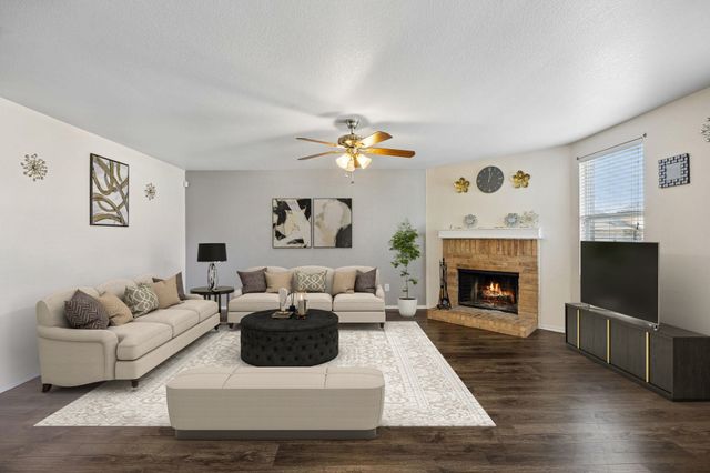 9216 Old Clydesdale Drive, Fort Worth, TX 76123
