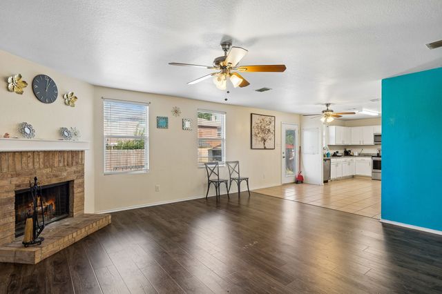 9216 Old Clydesdale Drive, Fort Worth, TX 76123