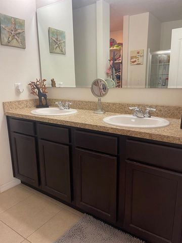 320 LIBERTY BOULEVARD, Davenport, FL 33837
