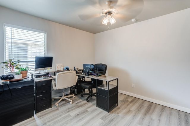 13717 Avenue S, Lubbock, TX 79423