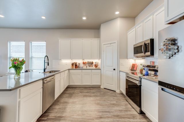 13717 Avenue S, Lubbock, TX 79423