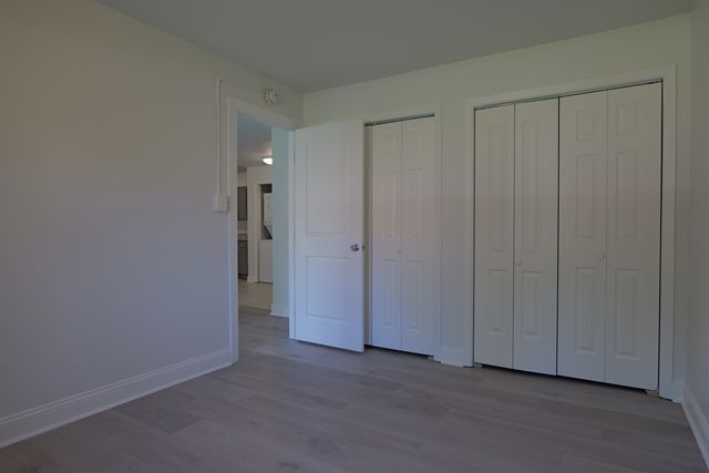 143 W Elk Trail 141, Carol Stream, IL 60188
