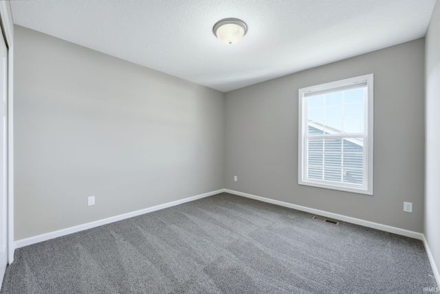 10491 Fieldlight Boulevard, Fort Wayne, IN 46835