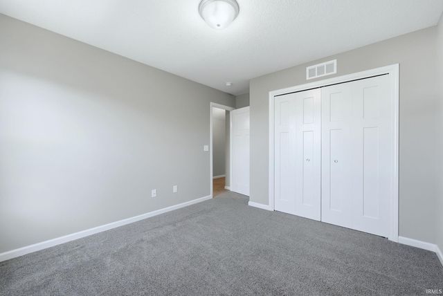 10491 Fieldlight Boulevard, Fort Wayne, IN 46835