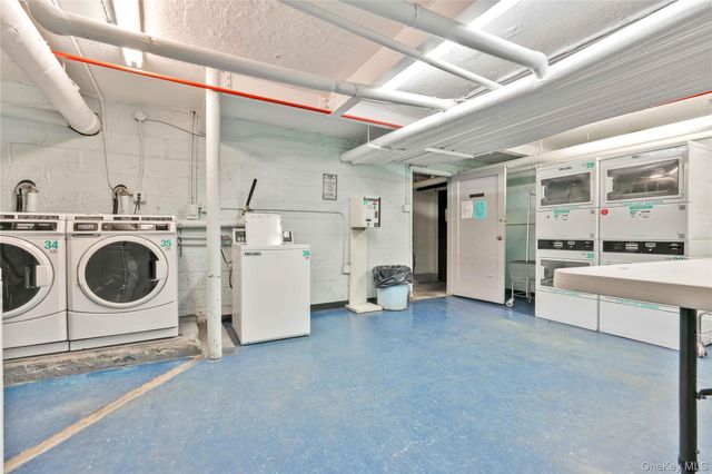 144-32 78th Avenue 2G, Flushing, NY 11367