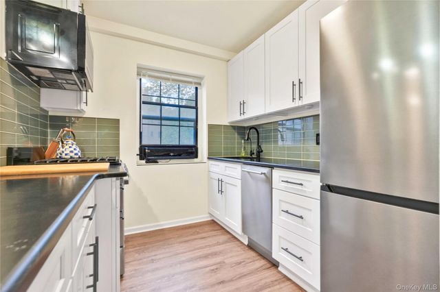 144-32 78th Avenue 2G, Flushing, NY 11367