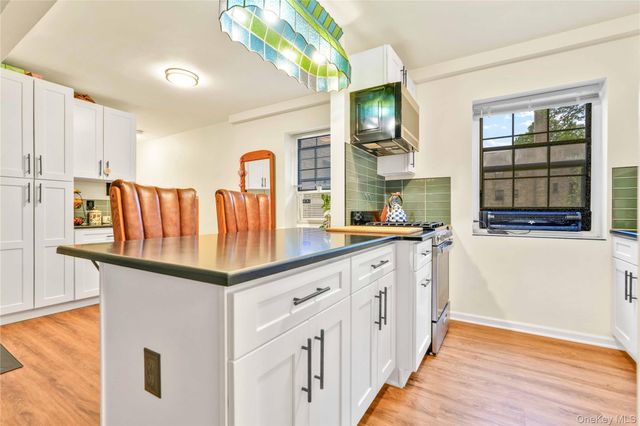 144-32 78th Avenue 2G, Flushing, NY 11367