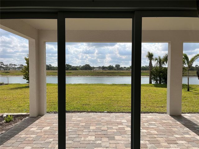 2016 BOLSENA STREET, North Venice, FL 34275