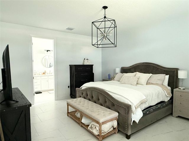 2016 BOLSENA STREET, North Venice, FL 34275