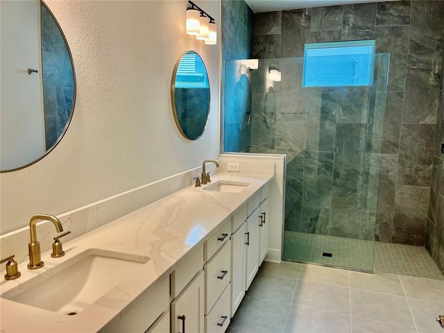 2016 BOLSENA STREET, North Venice, FL 34275