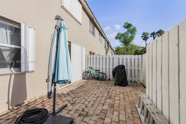 11532 SW 148th Path, Miami, FL 33196