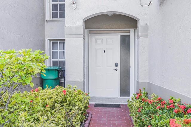 11532 SW 148th Path, Miami, FL 33196