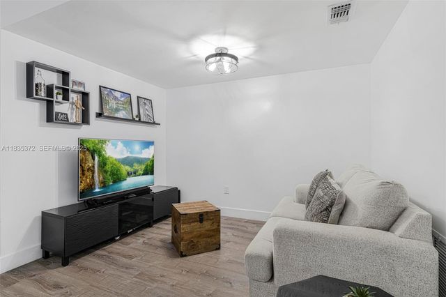 11532 SW 148th Path, Miami, FL 33196