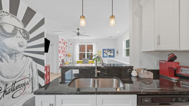 3819 Longview Drive, Chattanooga, TN 37409