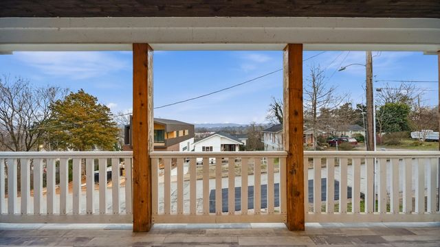3819 Longview Drive, Chattanooga, TN 37409