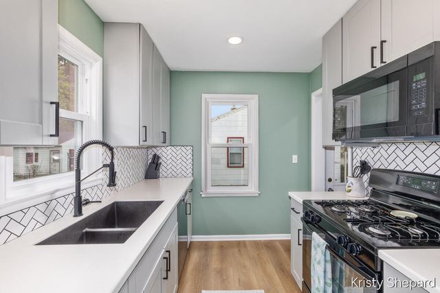 4326 Michael Avenue Sw, City Of Wyoming, MI 49509