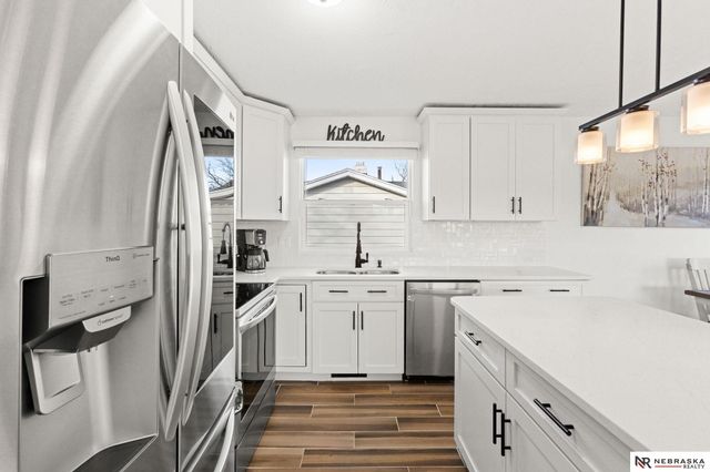 1629 N 107th Avenue, Omaha, NE 68114