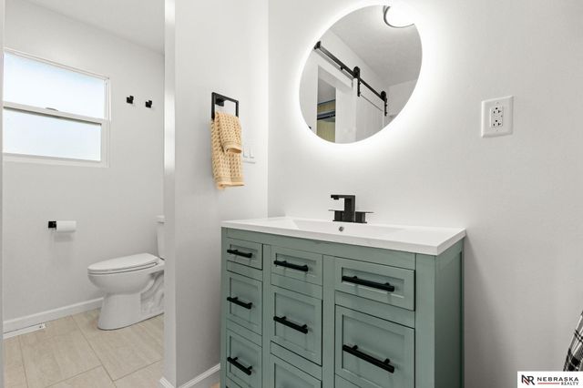 1629 N 107th Avenue, Omaha, NE 68114