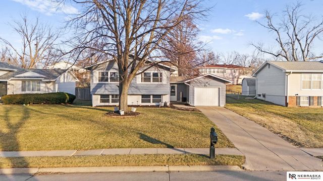 1629 N 107th Avenue, Omaha, NE 68114