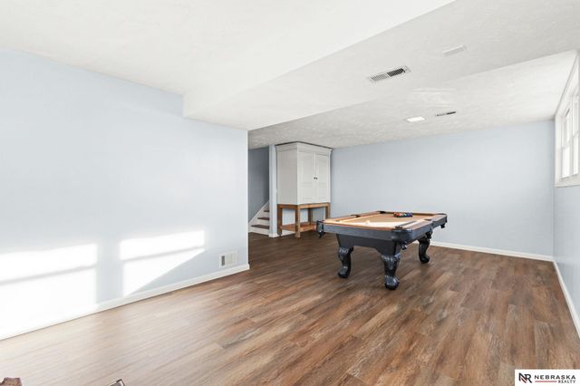 1629 N 107th Avenue, Omaha, NE 68114