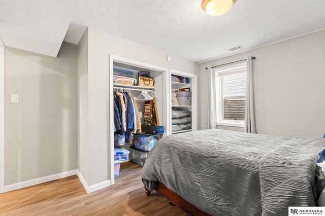 1629 N 107th Avenue, Omaha, NE 68114