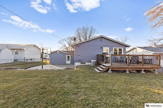 1629 N 107th Avenue, Omaha, NE 68114