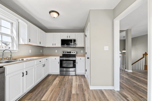 1657 Cedar Springs Ct, Clarksville, TN 37042