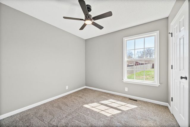 1657 Cedar Springs Ct, Clarksville, TN 37042