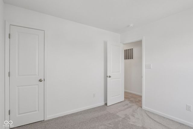 1673 Creek Bed Lane, Pendleton, IN 46064