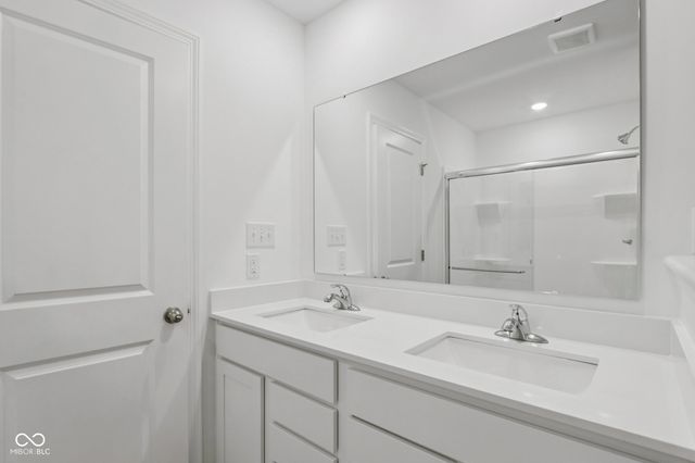 1673 Creek Bed Lane, Pendleton, IN 46064