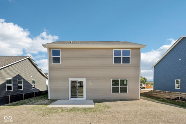 1673 Creek Bed Lane, Pendleton, IN 46064