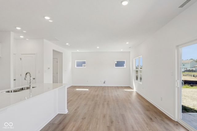 1673 Creek Bed Lane, Pendleton, IN 46064