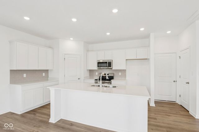 1673 Creek Bed Lane, Pendleton, IN 46064